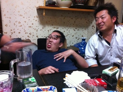 反省会と言う名の飲み会＆初入国＆お客様＆ｷｬﾝﾍﾟｰﾝ☆_a0143349_19503636.jpg