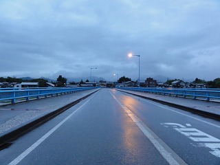又魚野川の水が濁っています_a0084753_10434340.jpg