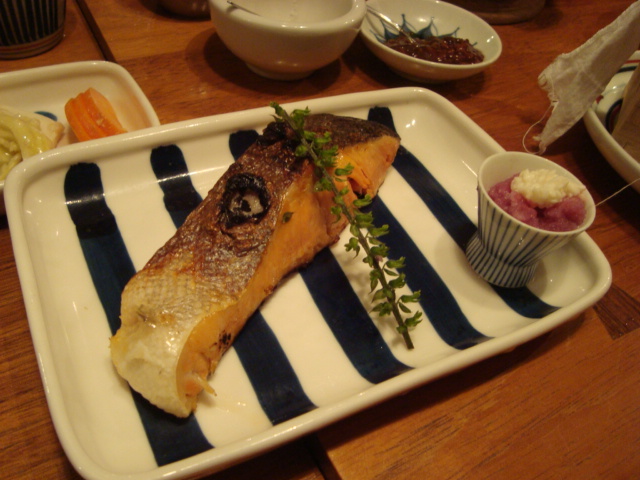 祐天寺「発酵食堂 豆種菌 まめたんきん」へ行く。_f0232060_22423416.jpg