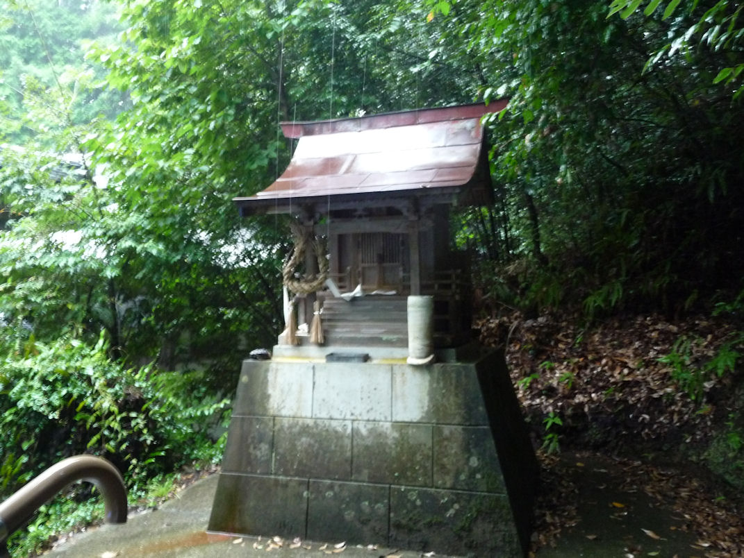 e0165472_1551815.jpg