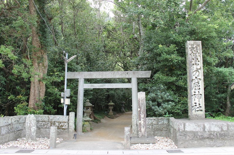 獅子岩から花乃窟神社へ（2011.8.24）_c0173978_1154356.jpg
