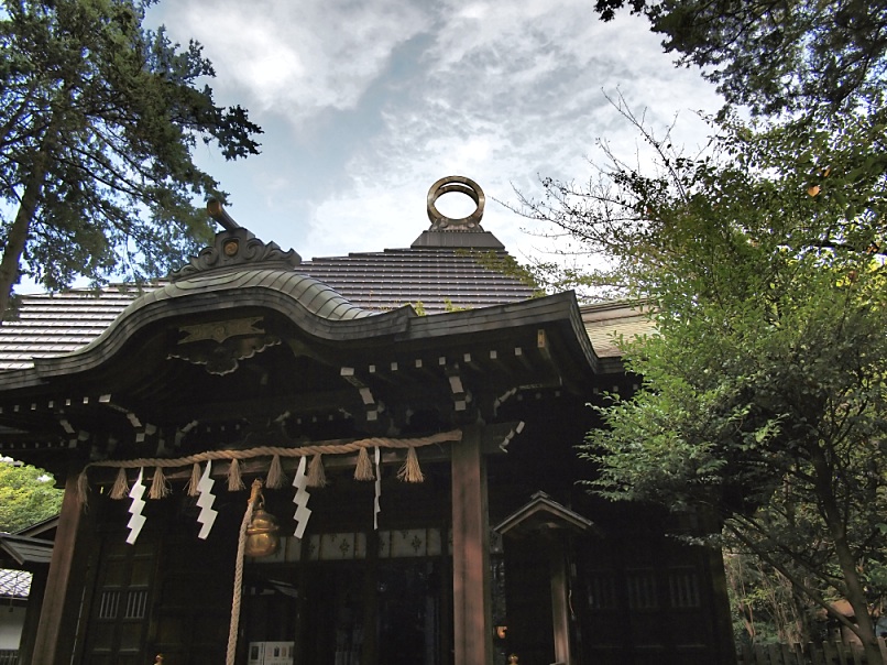 神谷町の八幡神社経由で出社_c0187503_0131268.jpg