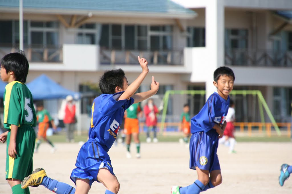 第１４回鳥取県少年サッカー（Ｕ－１０）大会_f0104461_18172046.jpg