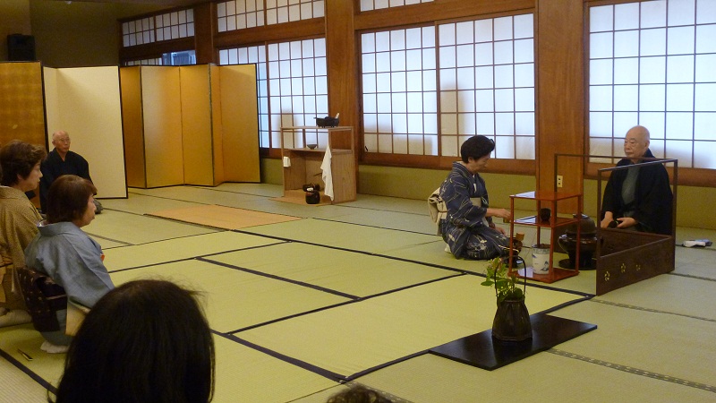 お茶の講習会へ_d0230676_176219.jpg