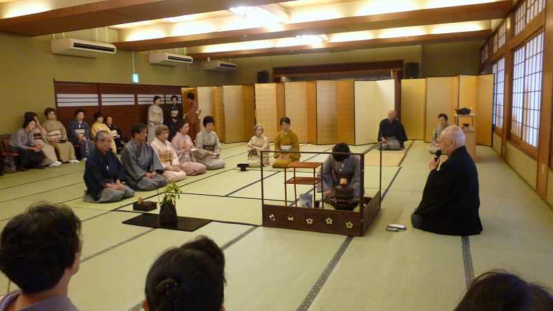 お茶の講習会へ_d0230676_1764026.jpg