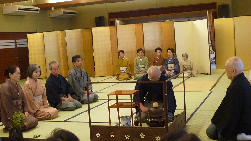 お茶の講習会へ_d0230676_1765884.jpg