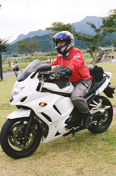 最高の場所にたたずみ。_b0196590_2015517.jpg