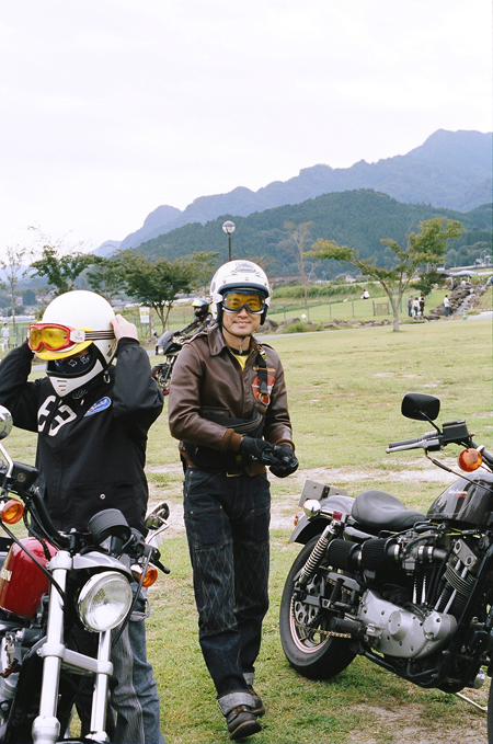 色んなバイクと仲間と。_b0196590_2055886.jpg