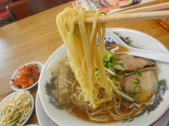 ラーメン大阪　　　住道店_c0118393_19303752.jpg