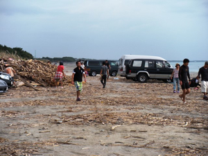 2011年10月片浜BEACH CLEAN（10/2）_a0134746_1353452.jpg