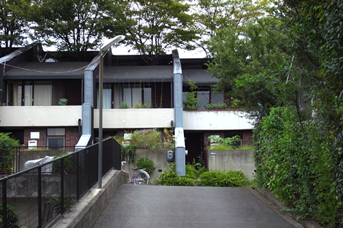 111003 ドムス香里∥石井修_b0129659_8573394.jpg