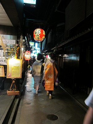 京都の夜1 「京都ネーゼ」_d0133485_2230777.jpg