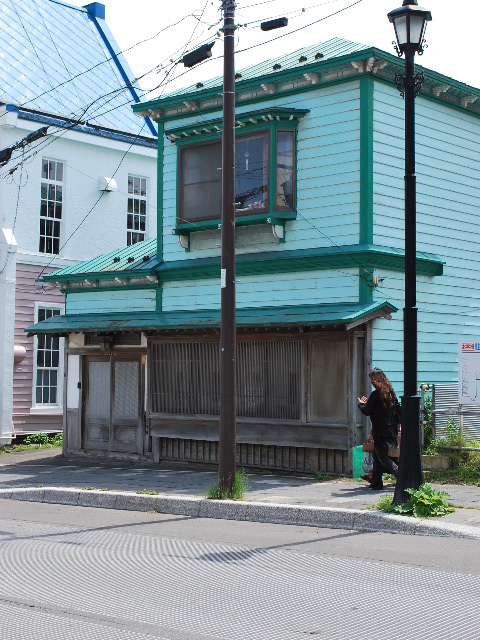 函館元町の旧吉田家住宅(函館擬洋館コレクション、その37)_f0142606_18223611.jpg