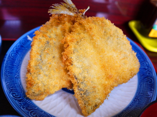 アジフライ定食 【片瀬海岸 ホノルル食堂】_b0153224_21384137.jpg