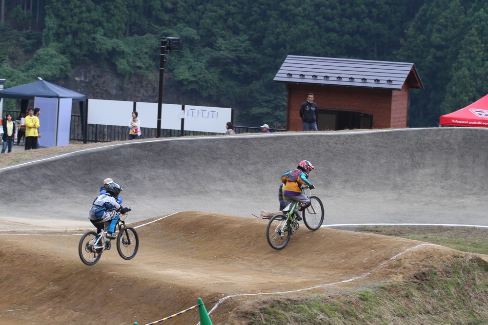 JOSF秩父ラウンド 第3回秩父市長杯 #14 MTBキッズ決勝_b0136231_22175937.jpg