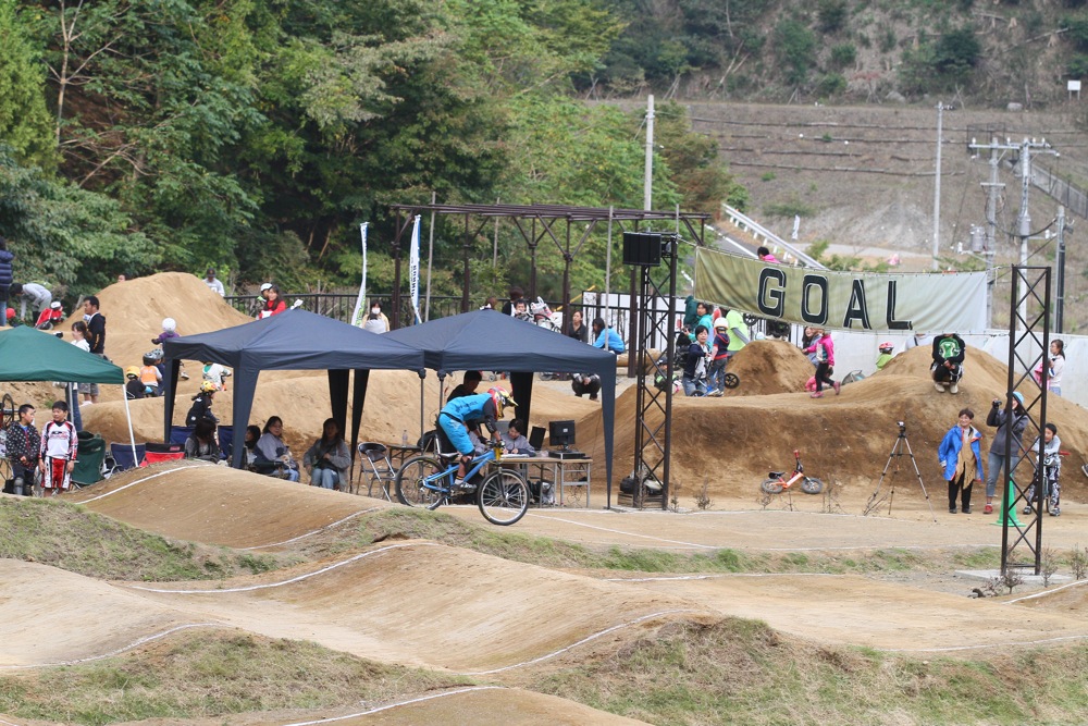 JOSF秩父ラウンド 第3回秩父市長杯 #15 MTBノービス決勝_b0136231_22212142.jpg