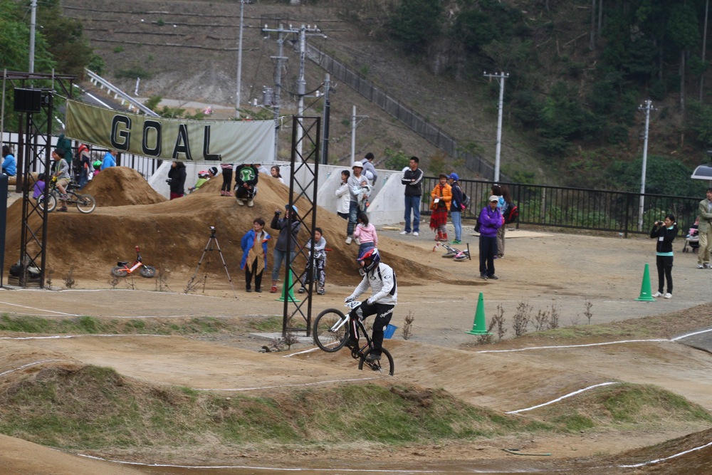 JOSF秩父ラウンド 第3回秩父市長杯 #15 MTBノービス決勝_b0136231_22214028.jpg