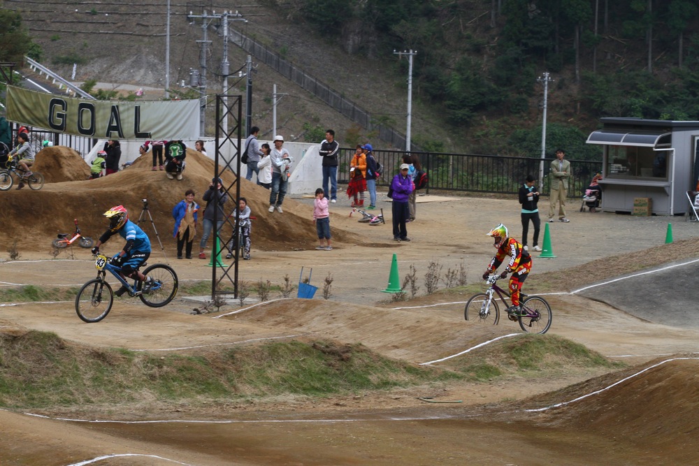 JOSF秩父ラウンド 第3回秩父市長杯 #15 MTBノービス決勝_b0136231_22214581.jpg