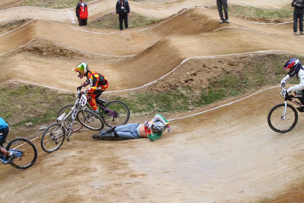 JOSF秩父ラウンド 第3回秩父市長杯 #15 MTBノービス決勝_b0136231_2223287.jpg