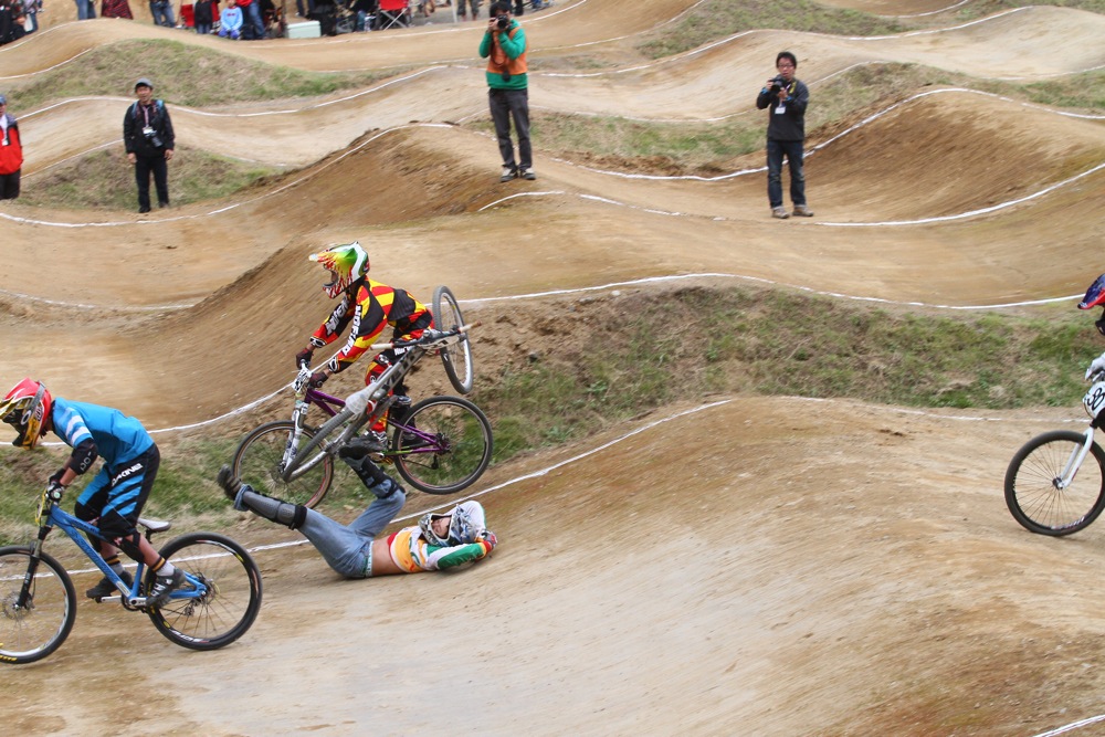 JOSF秩父ラウンド 第3回秩父市長杯 #15 MTBノービス決勝_b0136231_22234142.jpg