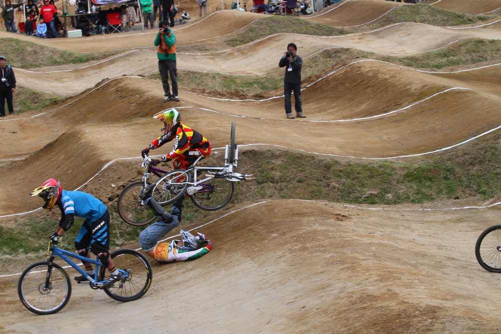 JOSF秩父ラウンド 第3回秩父市長杯 #15 MTBノービス決勝_b0136231_22234963.jpg