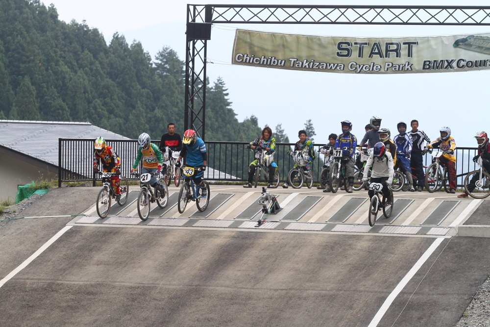 JOSF秩父ラウンド 第3回秩父市長杯 #15 MTBノービス決勝_b0136231_22242352.jpg