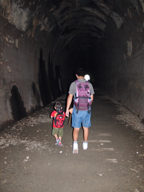 廃線跡ハイキング－旧福知山線の生瀬トンネル－_b0177884_6513616.jpg