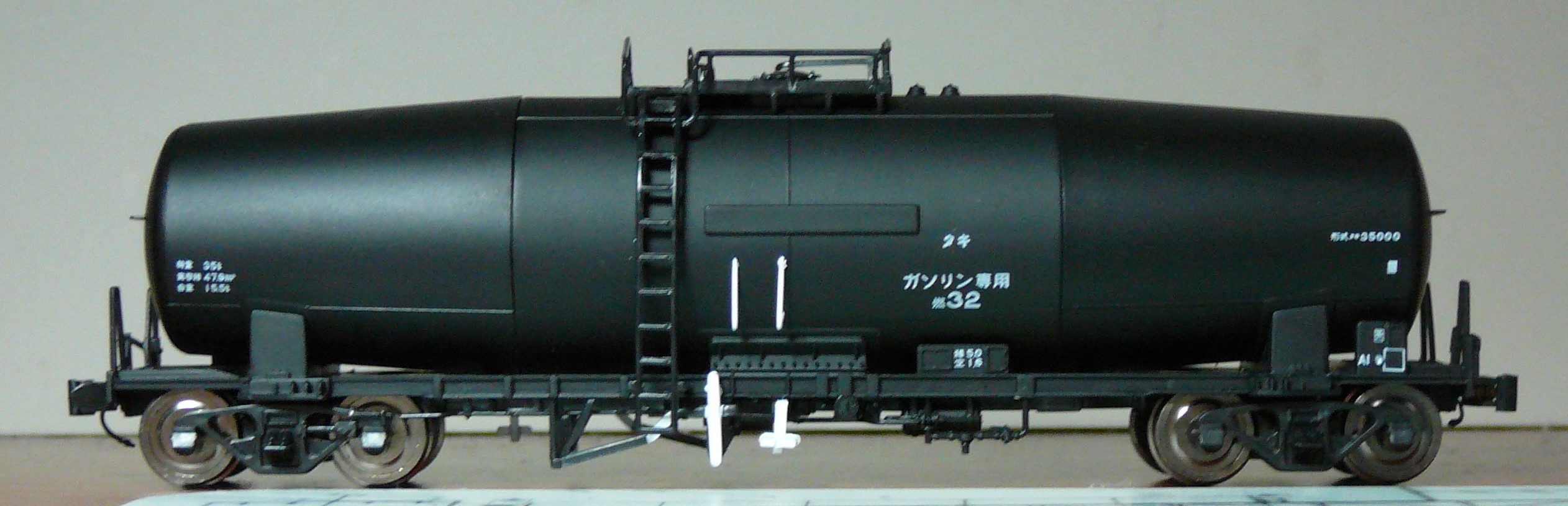 トラムウェイ タキ35000入線!_f0203926_2242504.jpg
