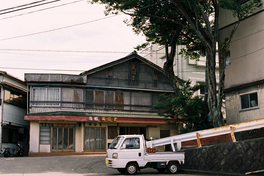 菅島 I　-路地（少しは表アリ）-_e0051186_2033650.jpg