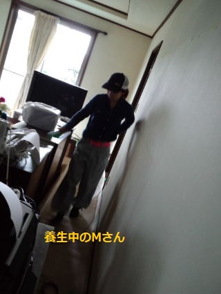 クロス工事・・・カメラ電池入れ忘れた!_f0031037_21513089.jpg