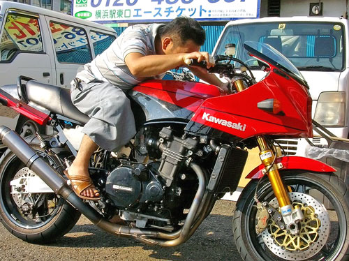 GPZ900R【純正ラジエーター対応品】カウルエンドリカバリー