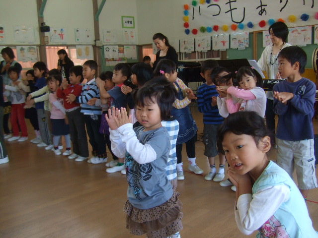 おじいちゃん、おばあちゃんいらっしゃい会_d0166047_1723384.jpg