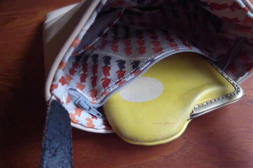 革shibaf　第一弾、passport bag \"leather\"_e0243765_1059279.jpg