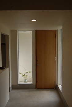 「木と鉄2 KITAWORKSの家具展」①_f0198684_19544810.jpg
