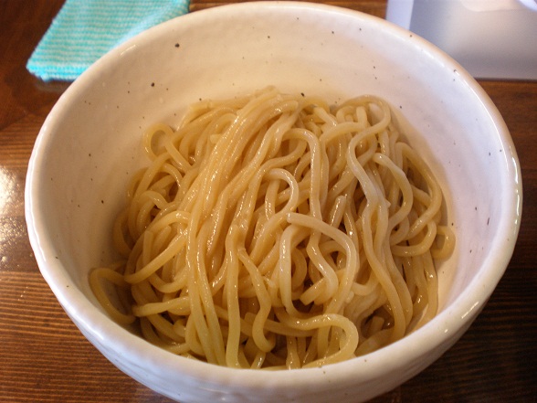白ひげ やまりすがたべるもの