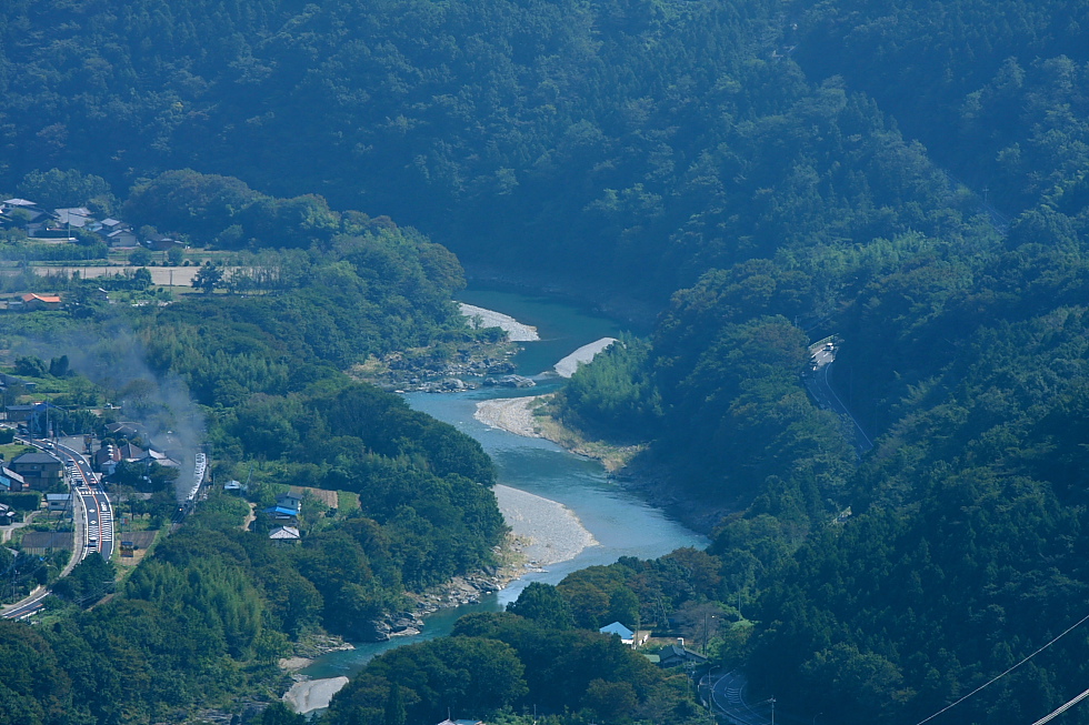 荒川に寄り添って　- 2011年秋・秩父 -_b0190710_2382095.jpg