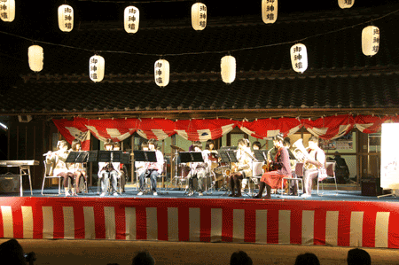 e0203037_181831.gif