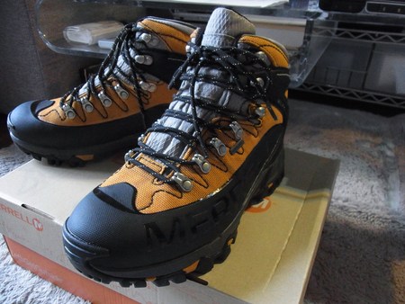 MERRELL Outbound Mid GORE-TEX TOPAZ : へるしーらいふ。