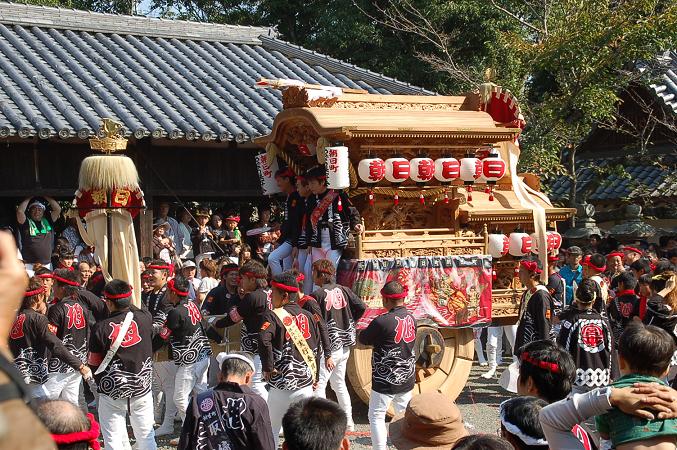 地元の祭り・波太神社　①（デジカメ写真編）_c0046587_211246.jpg