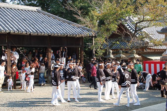 地元の祭り・波太神社　①（デジカメ写真編）_c0046587_2182237.jpg