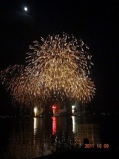 ますます大好評の江浦花火大会!_d0050503_742132.jpg