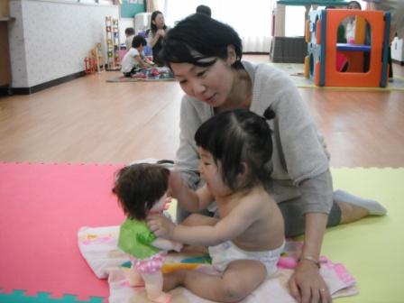 2011.10.11 ベビーマッサージ_f0142009_13232773.jpg