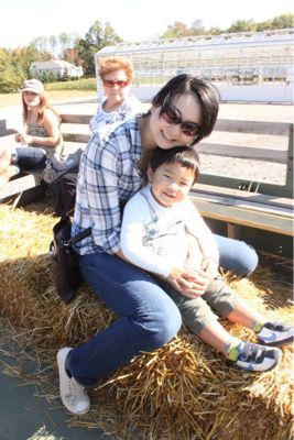 Pumpkin Picking_a0179672_11282872.jpg