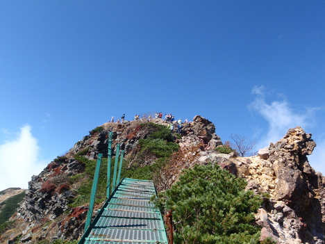 赤岳鉱泉から硫黄岳、天狗岳_d0034291_8484840.jpg