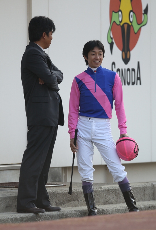 2011年10月12日　園田競馬場　ＪＲＡ交流　芦屋川特別_f0204898_203588.jpg