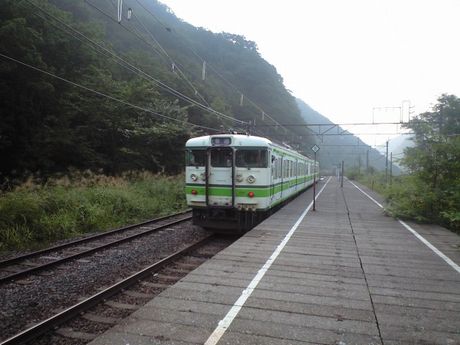 真夏の列島横断旅5 (土合駅/ほか)_b0005281_153260.jpg