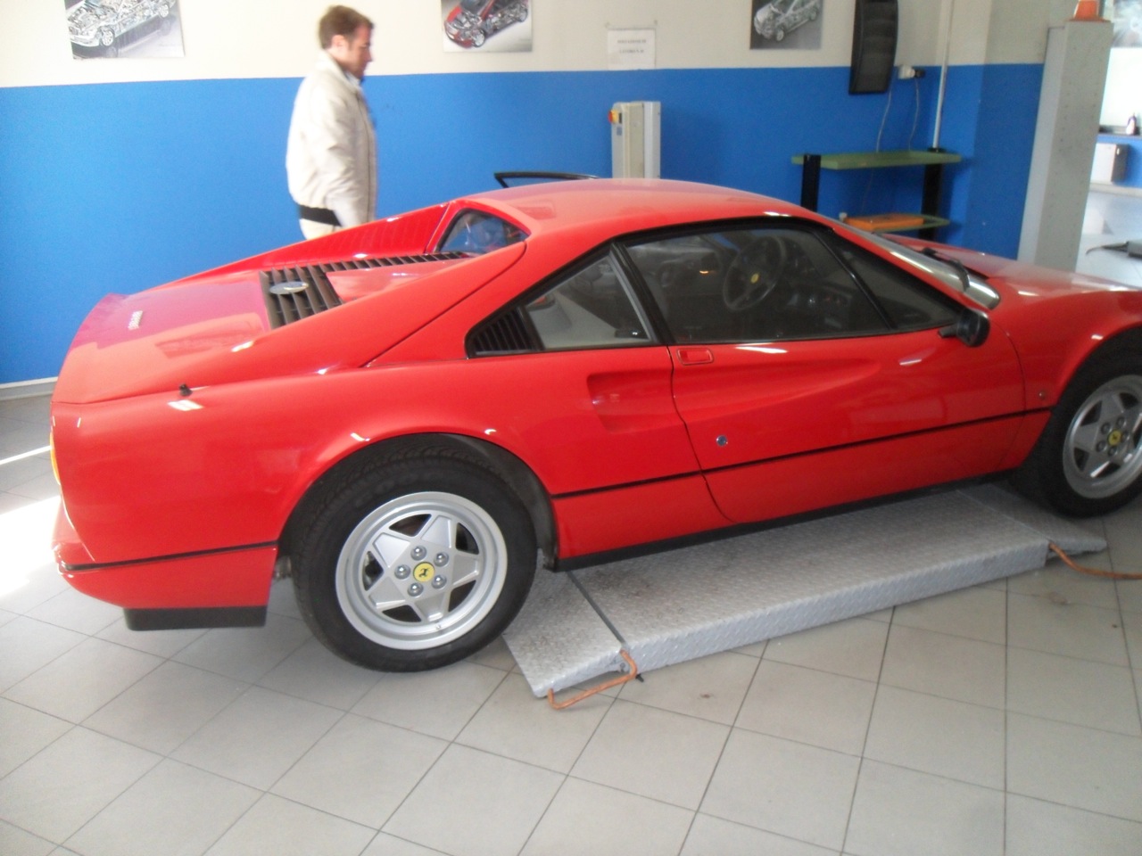 1988y Ferrari 328GTB_a0129711_124860.jpg