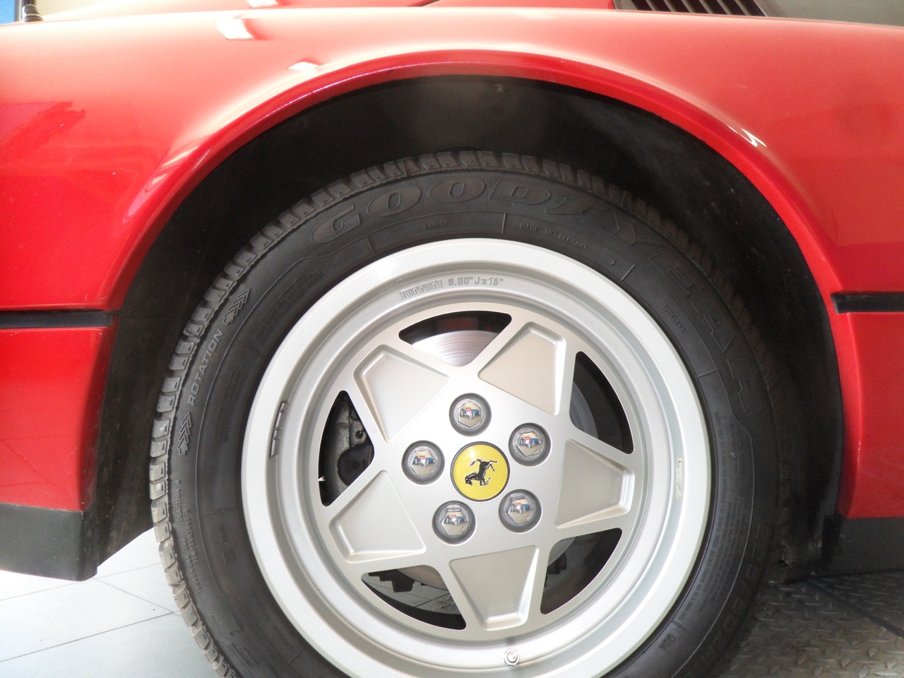 1988y Ferrari 328GTB_a0129711_125429.jpg