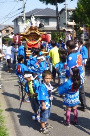 子どもと一緒に　　～お宮さんの秋祭り～_d0244620_13414356.jpg