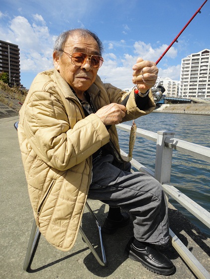 うぐいす釣りバカ日誌3 昼の部 の巻_e0164724_14415041.jpg